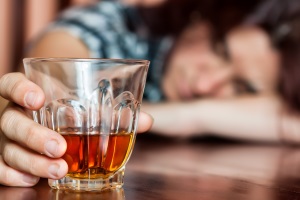 Невідкладна допомога при отруєнні алкоголем