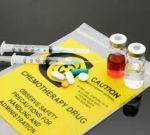 Аферист получил 8 лет тюрьмы за фальшивые лекарства против рака