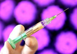 Кубинские онкологи начали применять вакцину против рака легкого