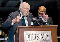 Старейший из практикующих врачей отметил свое 100-летие