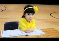 Конкурс по каллиграфии снова выиграл ребенок, родившийся… без рук