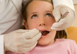 Зубы молочные, но «железные» – новая методика лечения кариеса нравится детям