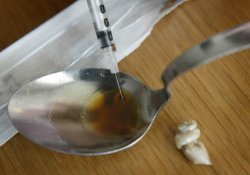 Гепатит С: наркоманы могут болеть меньше