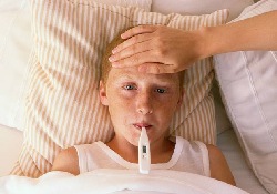 Вакцинация малыша против гриппа может спасти жизнь его бабушки