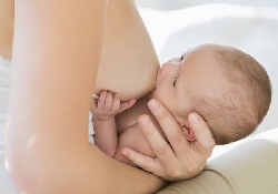 Почему для младенцев мамино молоко – лучшее средство профилактики ожирения