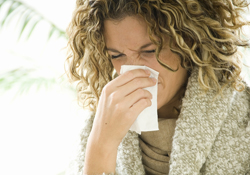 Почему женщины болеют аллергией гораздо чаще, чем мужчины