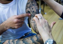 Создан безболезненный способ удаления татуировок