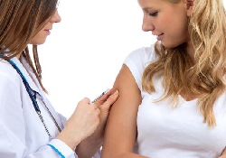 Новая вакцина против опоясывающего лишая показала почти 100% эффективность