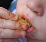 Из-за страшной аллергии ребенок ест только 2 блюда