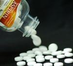 Прием малых доз аспирина снижает риск развития раковых опухолей