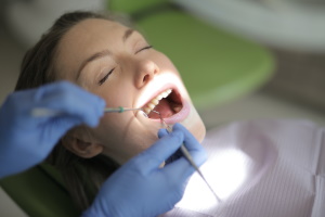 Лечение и профилактика болезней пародонта: возможности и ограничения гигиены полости рта