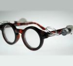 Лучшим изобретением признаны «самонастраивающиеся» очки