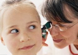 Лекарство против рака поможет сохранить слух детям, больным отитом