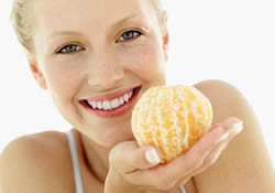 Вкусная защита от инсульта: апельсинами можно одновременно наслаждаться и лечиться