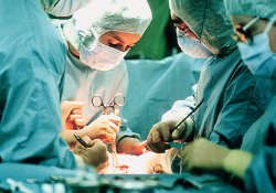 Выполнена новая операция по трансплантации лица