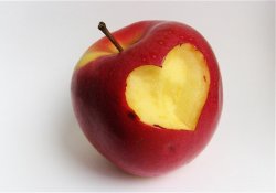 Cекрет защиты от инфаркта скрыт в яблочной кожуре