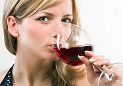 Чем сердце успокоится: почему вино полезнее водки