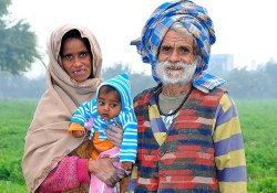 Индиец побил собственный мировой рекорд: стал отцом в 96 лет