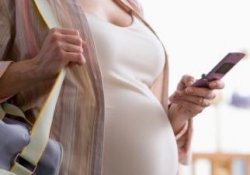 Обнаружено вредное влияние мобильных телефонов на беременных