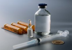 Безопасность новой вакцины против гепатита вызывает вопросы у экспертов