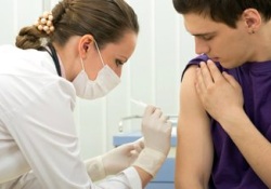В Австралии массово вакцинируют мальчиков от папилломавируса