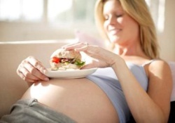 Ранняя беременность – причина избыточного веса в будущем