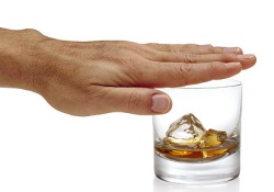 Открытие: полное воздержание полезнее умеренного потребления алкоголя
