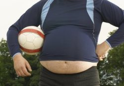 Ожирение: любительский футбол эффективнее диет и фитнеса