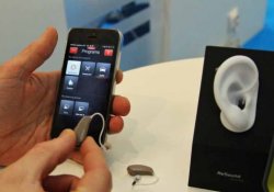 Дания: новым слуховым аппаратом можно управлять с помощью смартфонов iPhone
