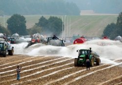 Бесплодие: ядохимикаты угрожают французским виноградарям