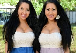 Сестры-близнецы потратили 200 тысяч за абсолютное сходство