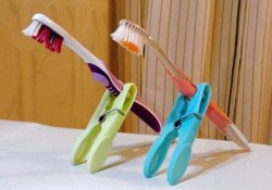 Школа здоровья: как правильно пользоваться зубной щеткой