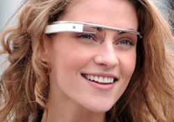 Google Glass и комедии лечат от тревожности