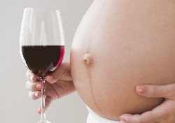 Алкоголь и беременность: как одна статья едва не вызвала эпидемию абортов