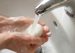 Почему от антибактериального мыла гораздо больше вреда, чем пользы