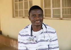 Лихорадка Эбола: от смертельной болезни скончался врач