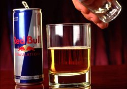 Алкоголь и энергетики – смертельно опасная смесь, особенно для молодежи