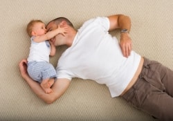 Избыточный вес у мужчины может быть неожиданным последствием отцовства