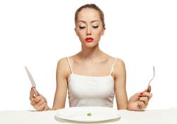 Секрет похудения: уменьшение порций, веса продуктов и… размера тарелок