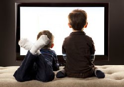 Современные телевизоры и тяжелые травмы у детей: обнаружена неожиданная связь