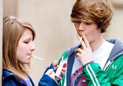 Ароматизаторы табака и вкусовые добавки – непреодолимый соблазн для подростков