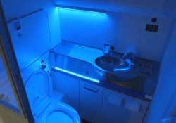 Туалеты нового поколения появятся в авиалайнерах компании Боинг