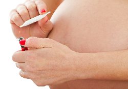 Социальная терпимость к марихуане повышает риск патологий беременности