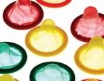 Презервативы уменьшают риск заражения герпесом
