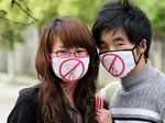Японцы изобрели костюм против свиного гриппа