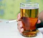 Курение нейтрализует положительный эффект умеренного потребления алкоголя