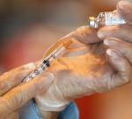 Британские медики подозревают: вакцина от свиного гриппа может провоцировать тяжелое заболевание