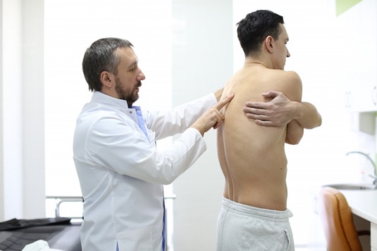 диагностика боли в грудной клетке и спине